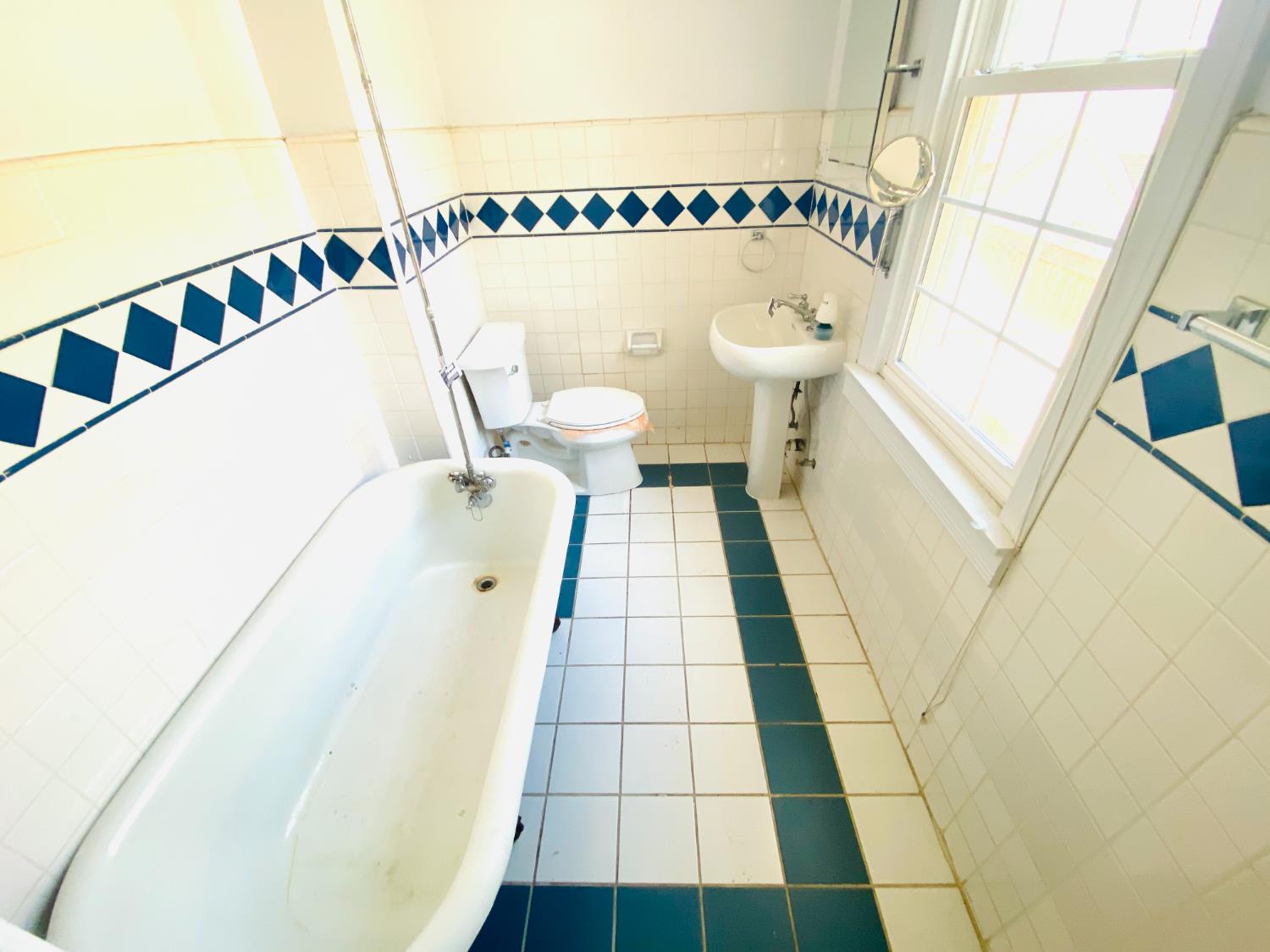 2016 9th Street Sacramento, CA 95818 - Photo 12 of 25