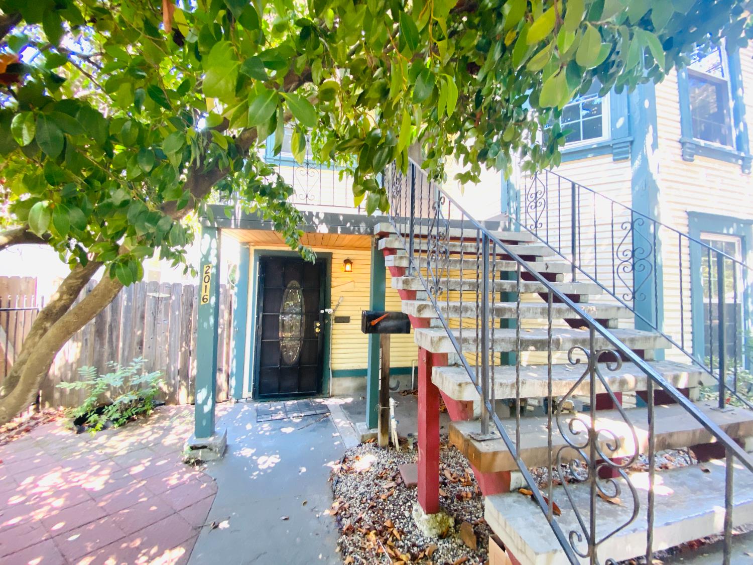 2016 9th Street Sacramento, CA 95818 - Photo 16 of 25