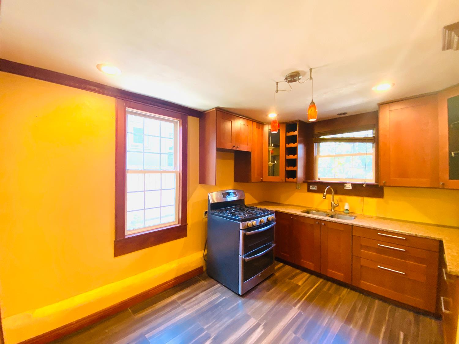 2016 9th Street Sacramento, CA 95818 - Photo 18 of 25