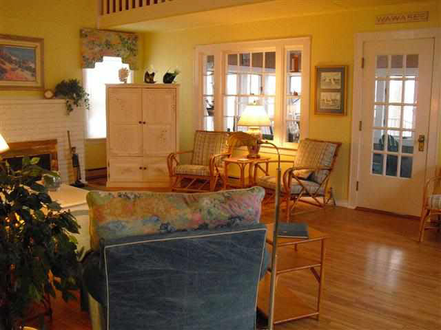 11513 North Ogden Point Road Syracuse, IN 46567 - Photo 9 of 29 Gallery Image 9