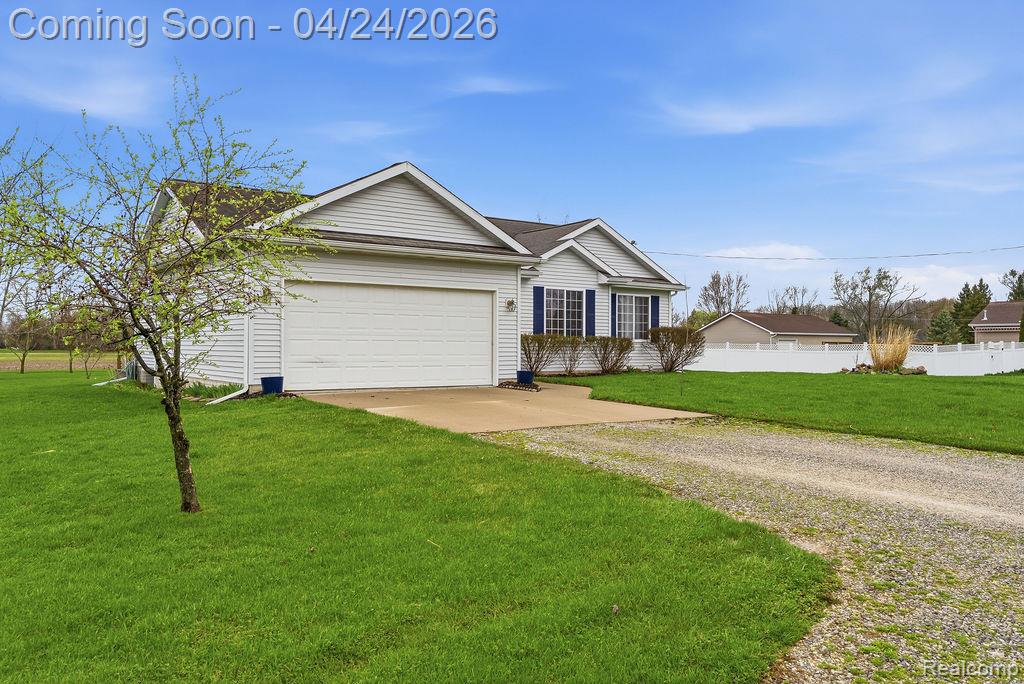 10511 North Lewis Road Clio, MI 48420 - Photo 4 of 42