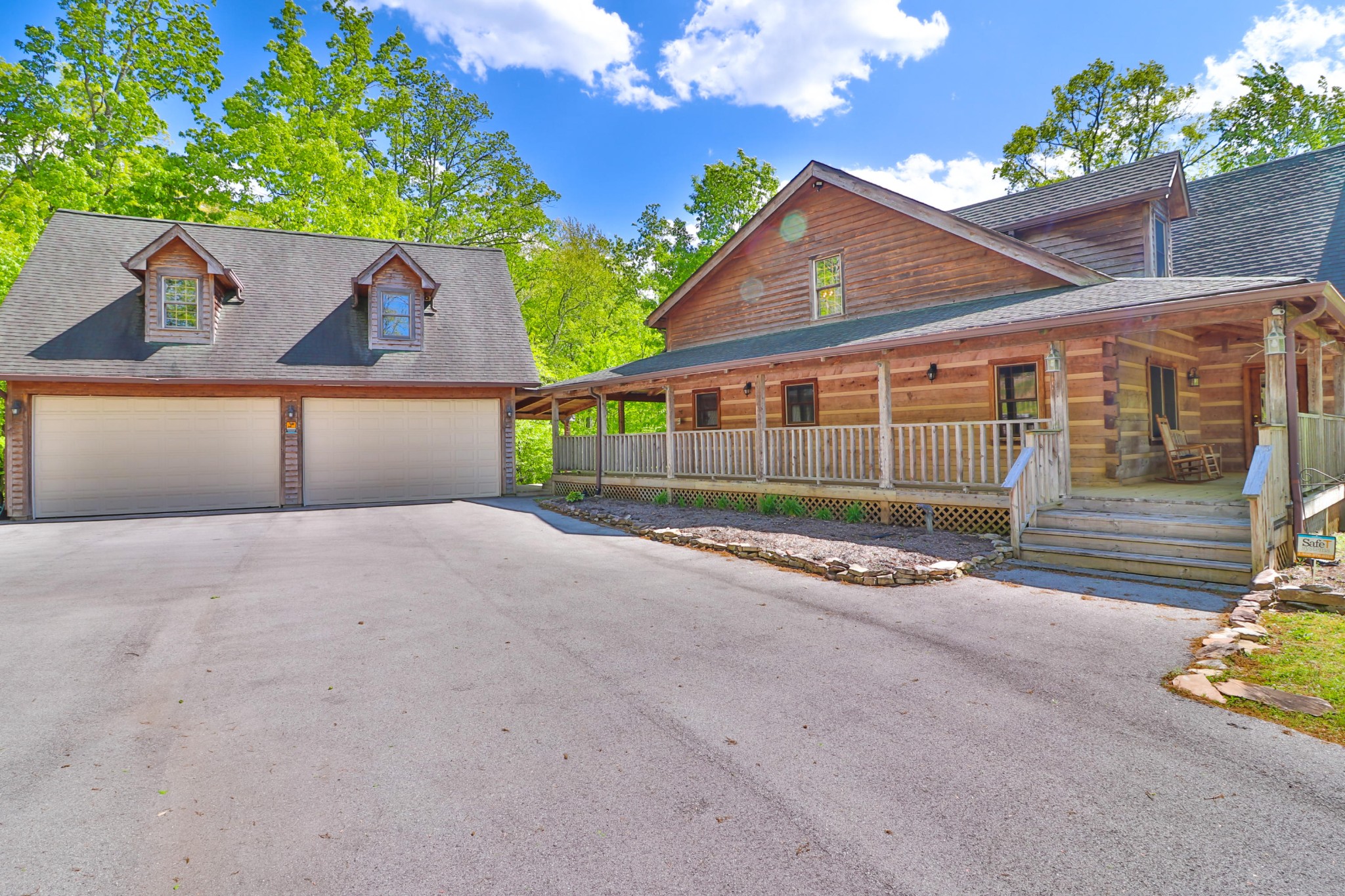 10844 Carmichael Road Knoxville, TN 37932 - Photo 3 of 40 Gallery Image 3