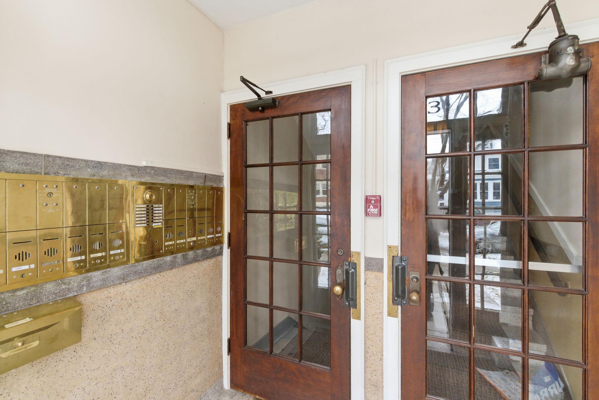 3603 Aldrich Avenue South, Unit 200 Minneapolis, MN 55409 - Photo 22 of 26