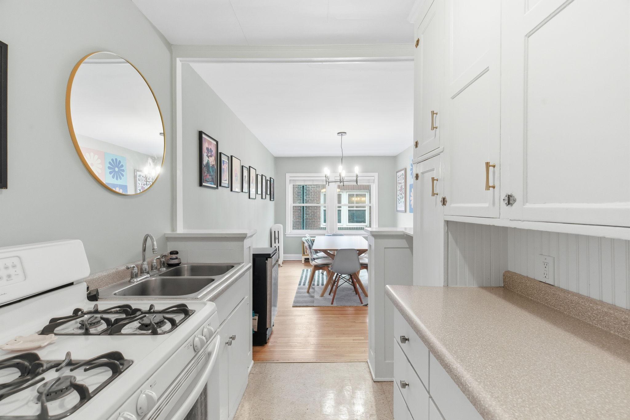 3603 Aldrich Avenue South, Unit 200 Minneapolis, MN 55409 - Photo 10 of 26