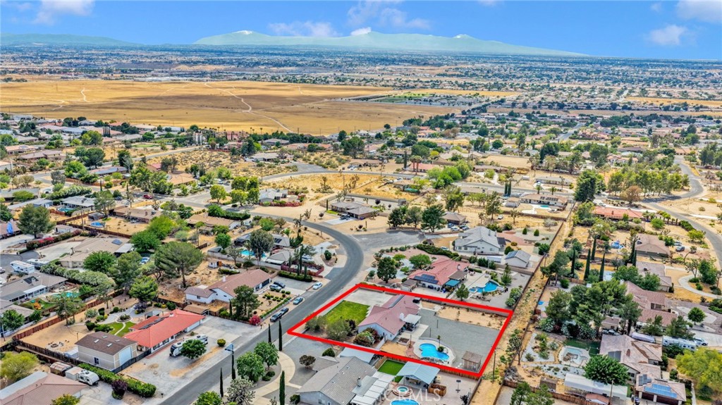 13028 Quapaw Road Apple Valley, CA 92308 - Photo 5 of 52