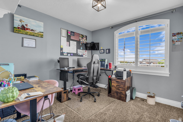 1644 Arrowhead Lane Tooele, UT 84074 - Photo 13 of 36