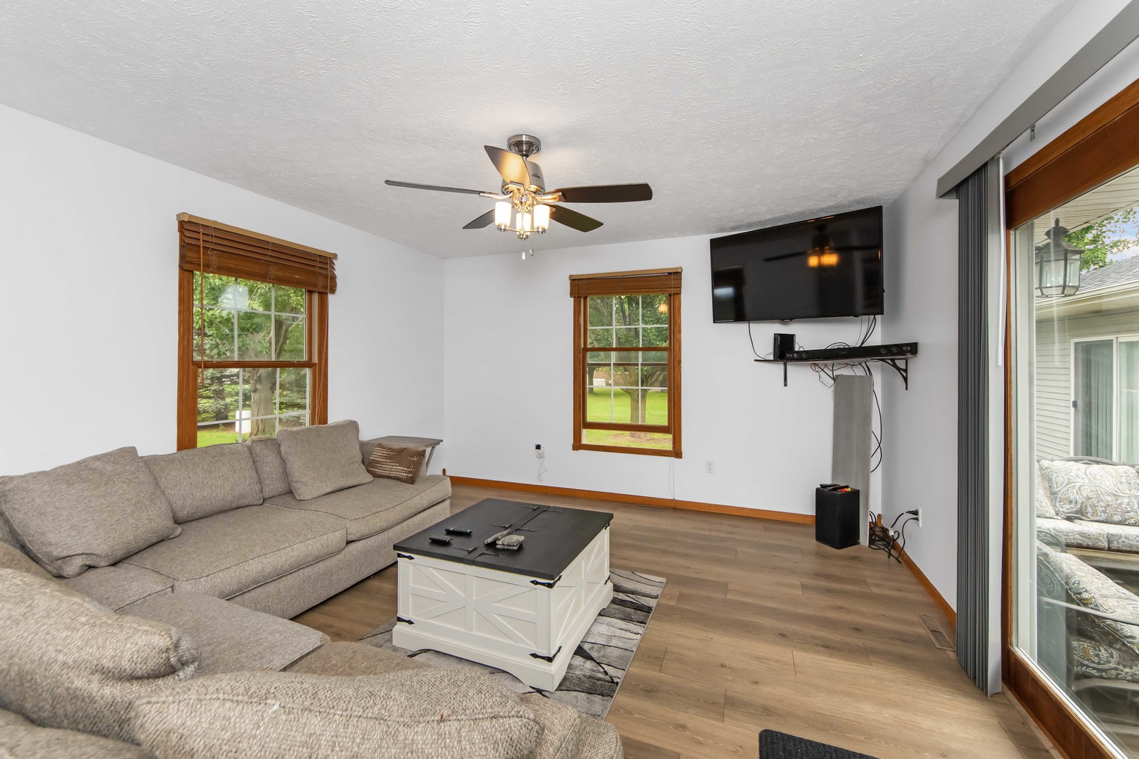 618 Cynthia Street Minonk, IL 61760 - Photo 6 of 27 Gallery Image 6