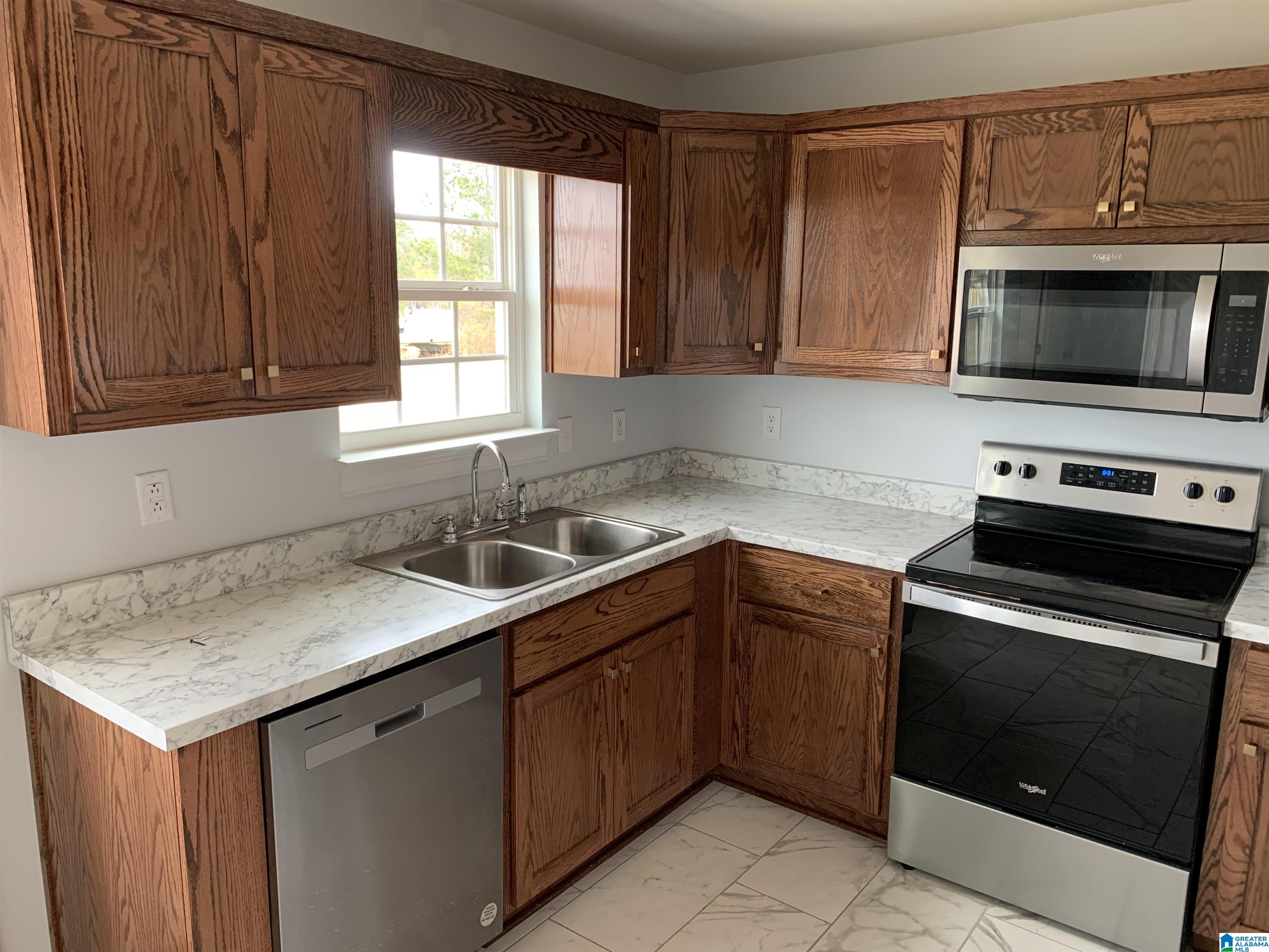 1495 Lazy Y Road Hayden, AL 35079 - Photo 6 of 15