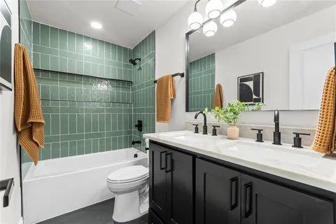 $715,000 | 9110 Westglen Drive, Dallas, TX 75228