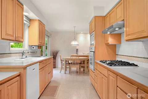 $625,000 | 5340 Evergreen Drive, Bellingham, WA 98226