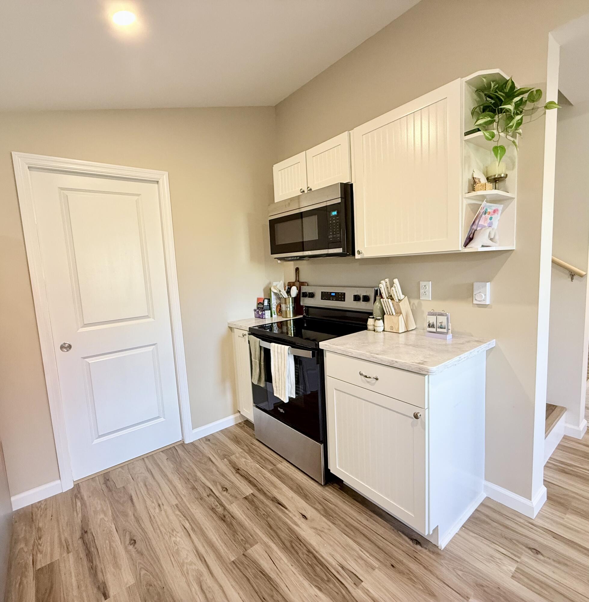 76 Moffitt Road Plattsburgh, NY 12901 - Photo 5 of 17 Gallery Image 5