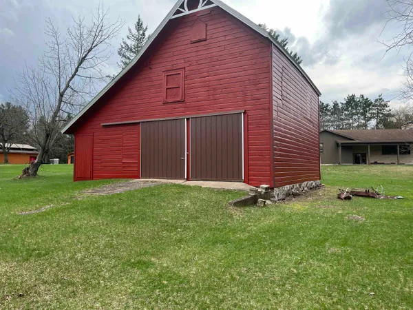 $365,000 | 218 High Street, Waupaca, WI 54981