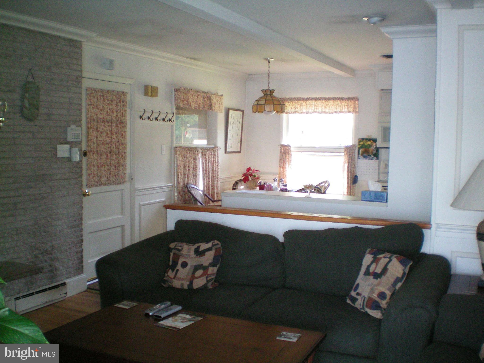 4920 West Chalk Point Road West River, MD 20778 - Photo 17 of 30 Living Room