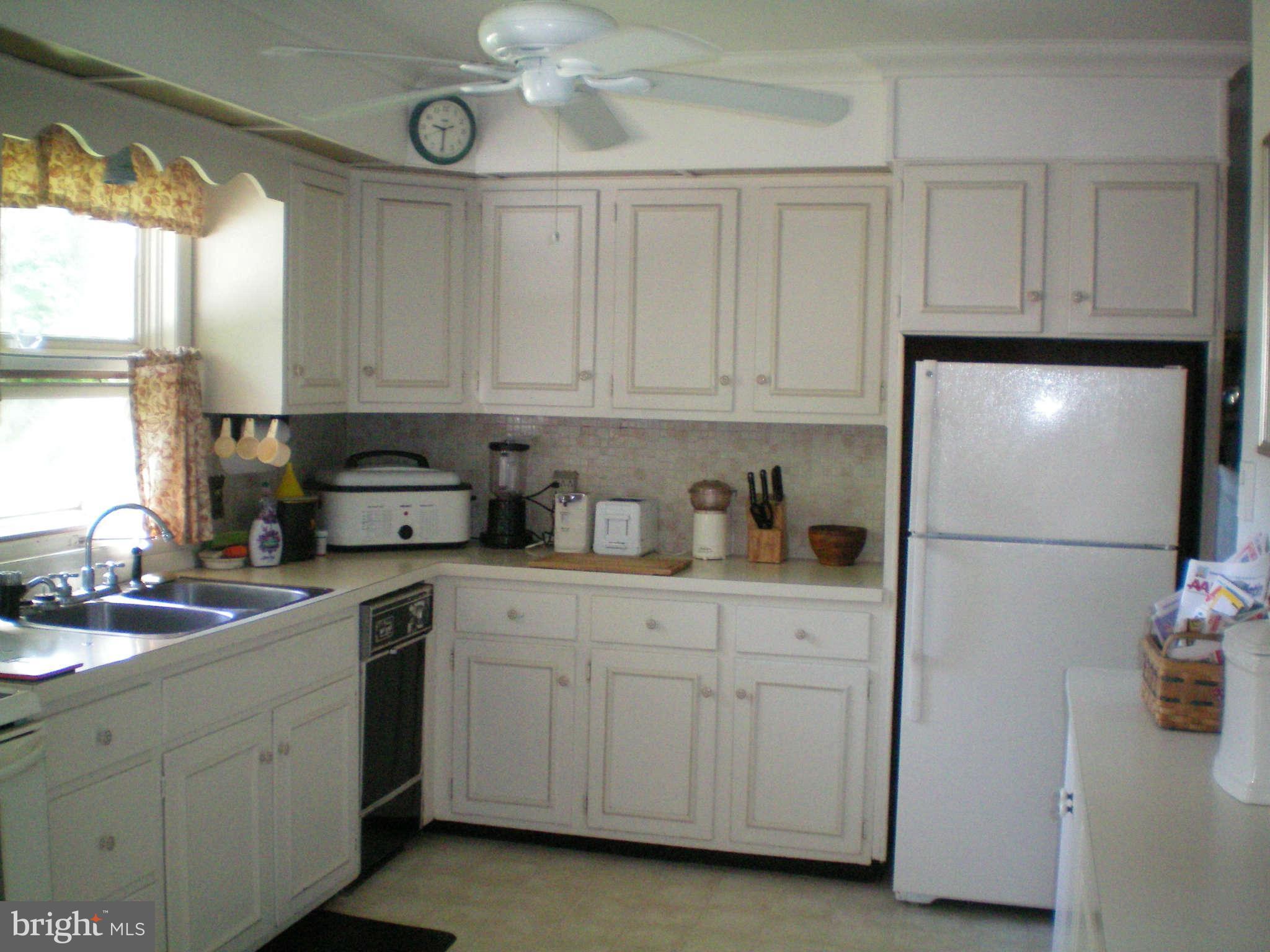 4920 West Chalk Point Road West River, MD 20778 - Photo 21 of 30 Kitchen