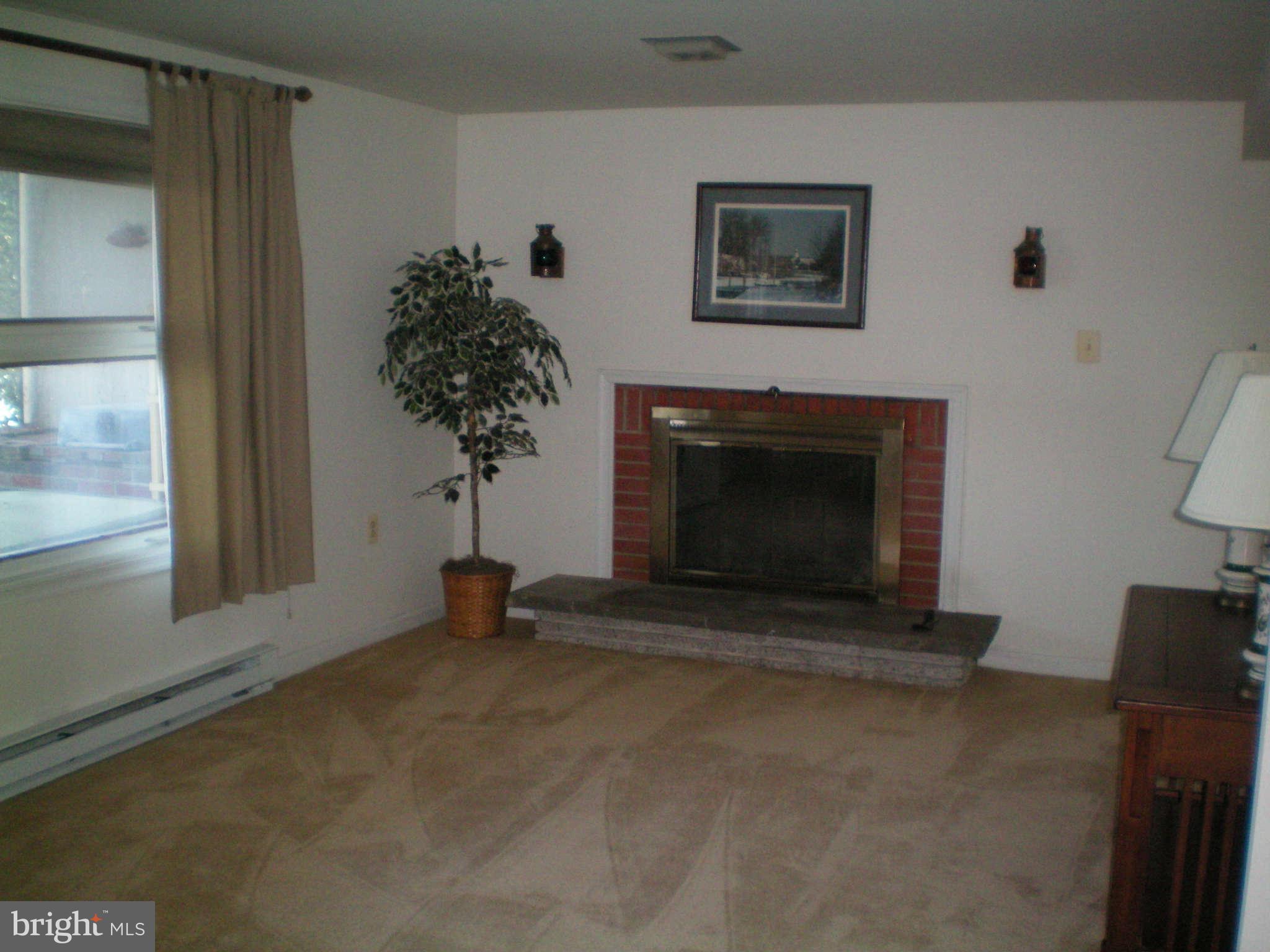 4920 West Chalk Point Road West River, MD 20778 - Photo 25 of 30 Family Room
