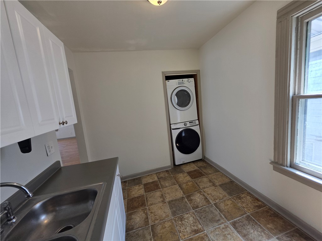 30 Hickory Street Rochester, NY 14620 - Photo 4 of 12 Gallery Image 4