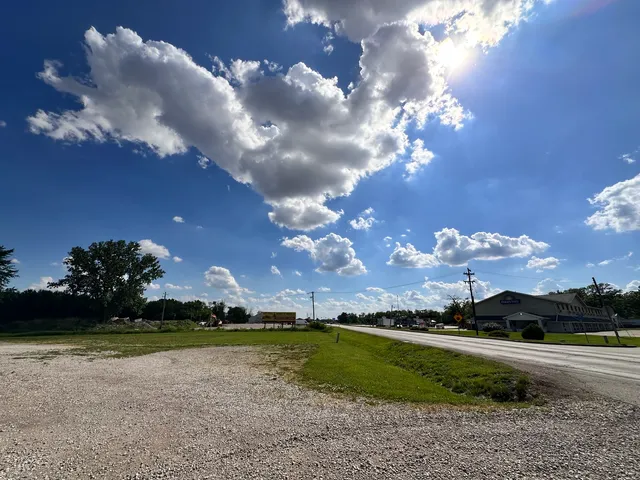 a view of outdoor space and city