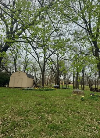 $352,000 | 707 Deer Trail, Parsons, KS 67357