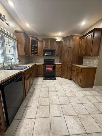 $352,000 | 707 Deer Trail, Parsons, KS 67357