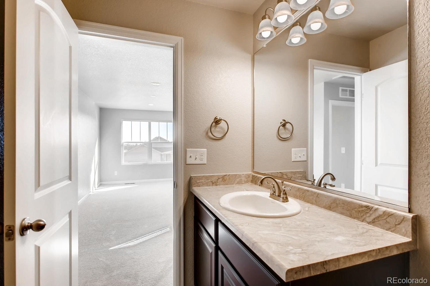 437 Country Road Berthoud, CO 80513 - Photo 30 of 35 Gallery Image 30