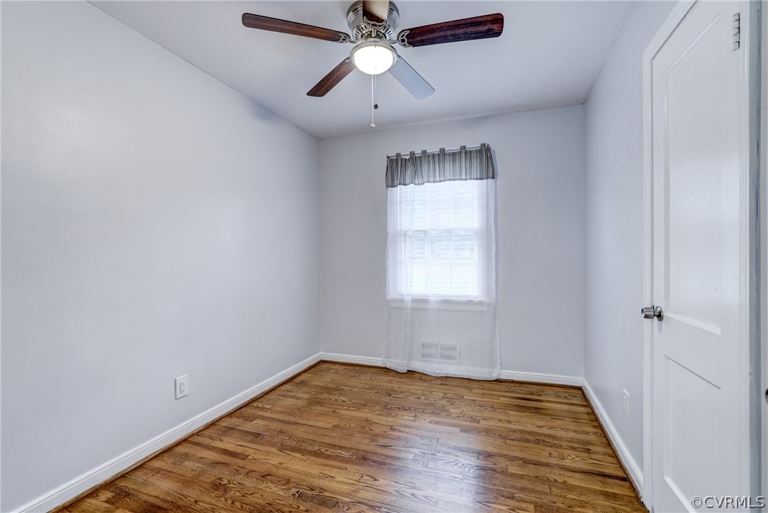 8908 Mapleton Road Henrico, VA 23229 - Photo 12 of 21 Bedroom #3- New Ceiling Fan