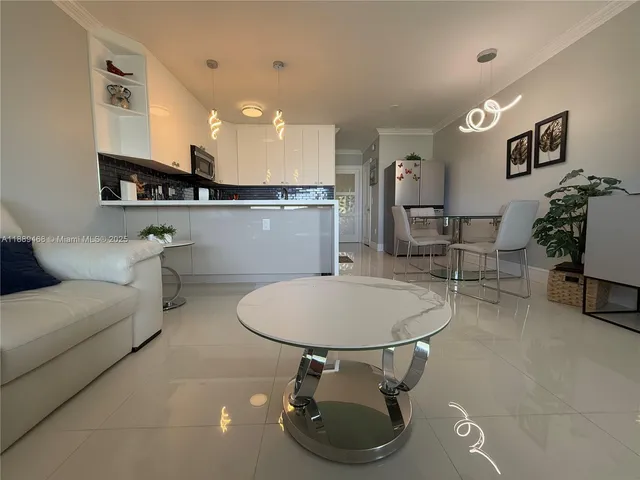 $220,000 | 900 Atlantic Shores Boulevard, Unit 219, Hallandale Beach, FL 33009