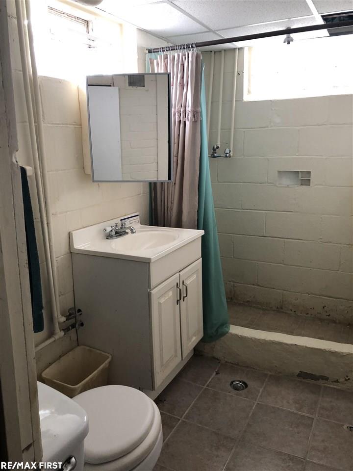 8228 Toepfer Road Warren, MI 48089 - Photo 17 of 17