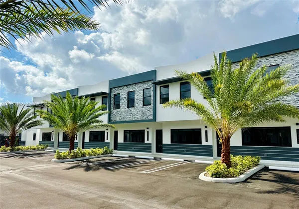 $2,500 | 19229 Northwest 37th Avenue, Miami Gardens, FL 33056