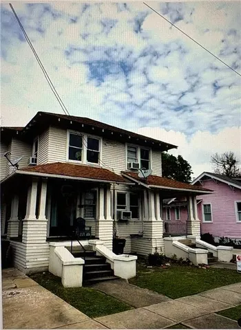 $2,400 | 2008 Broadway Street, New Orleans, LA 70118
