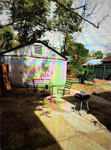 $2,400 | 2008 Broadway Street, New Orleans, LA 70118