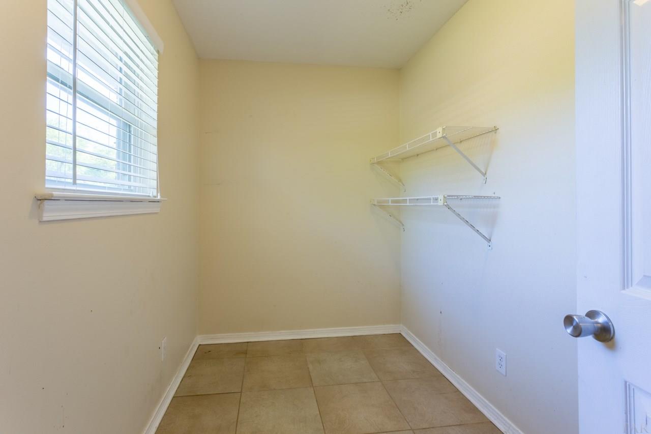 5940 Limestone Road Pensacola, FL 32504 - Photo 13 of 39 Gallery Image 13