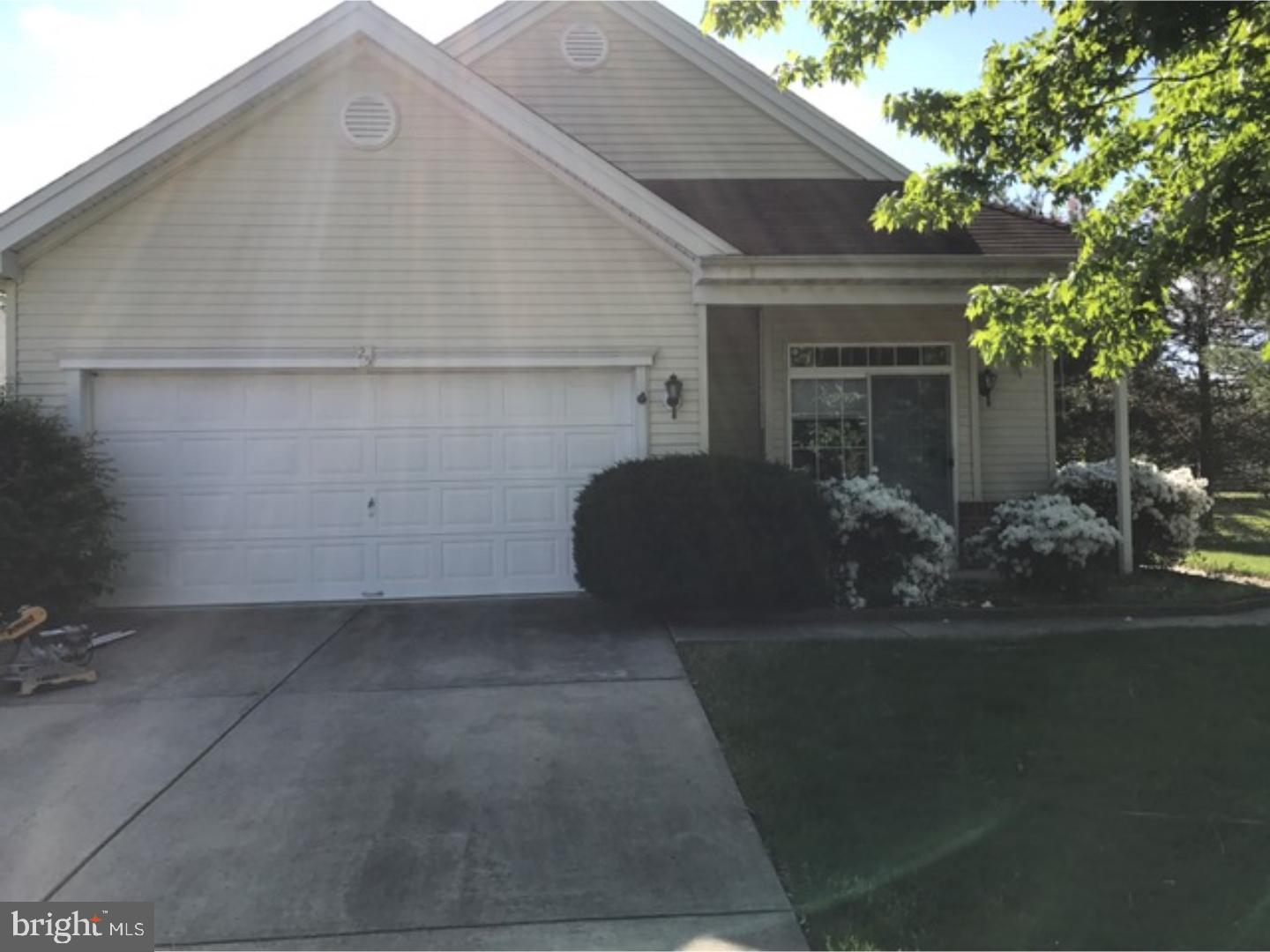 25 Mayfair Road Southampton, NJ 08088 - Photo 3 of 22 Exterior Front
