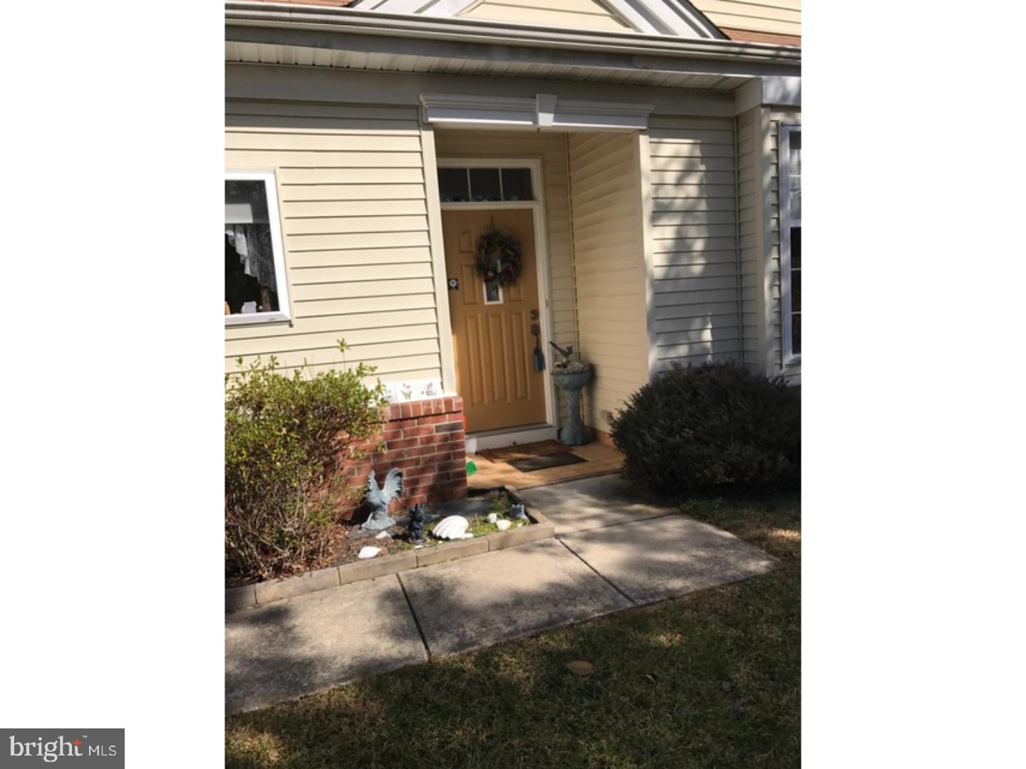25 Mayfair Road Southampton, NJ 08088 - Photo 5 of 22 Exterior Front