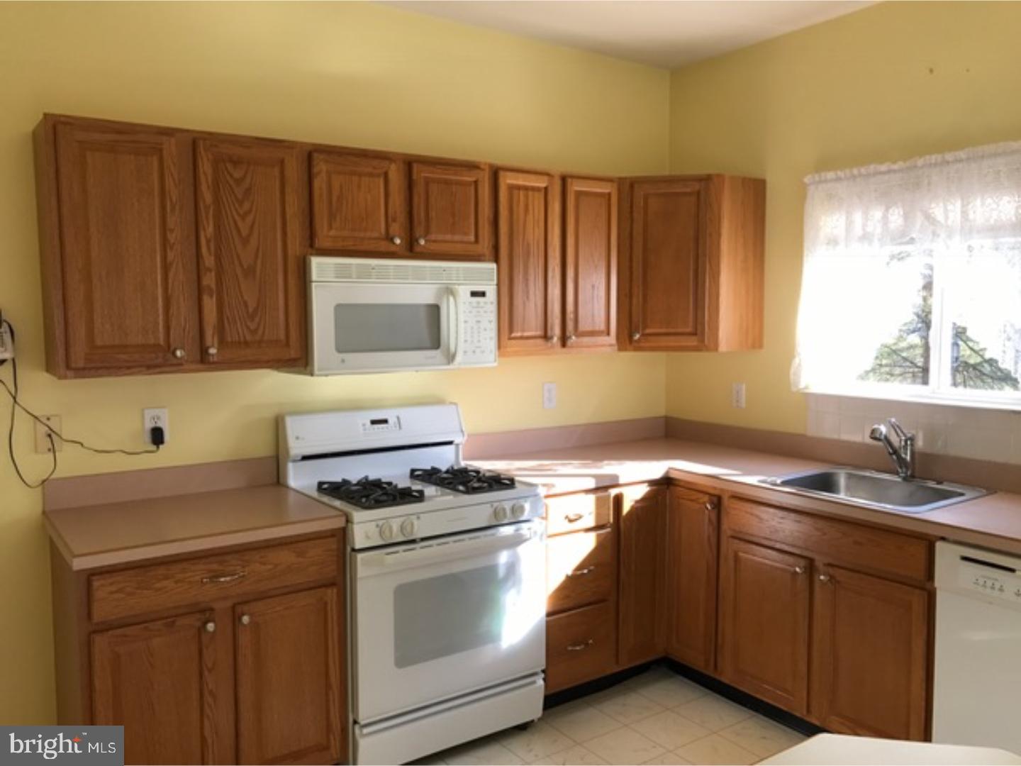 25 Mayfair Road Southampton, NJ 08088 - Photo 9 of 22 Gallery Image 9