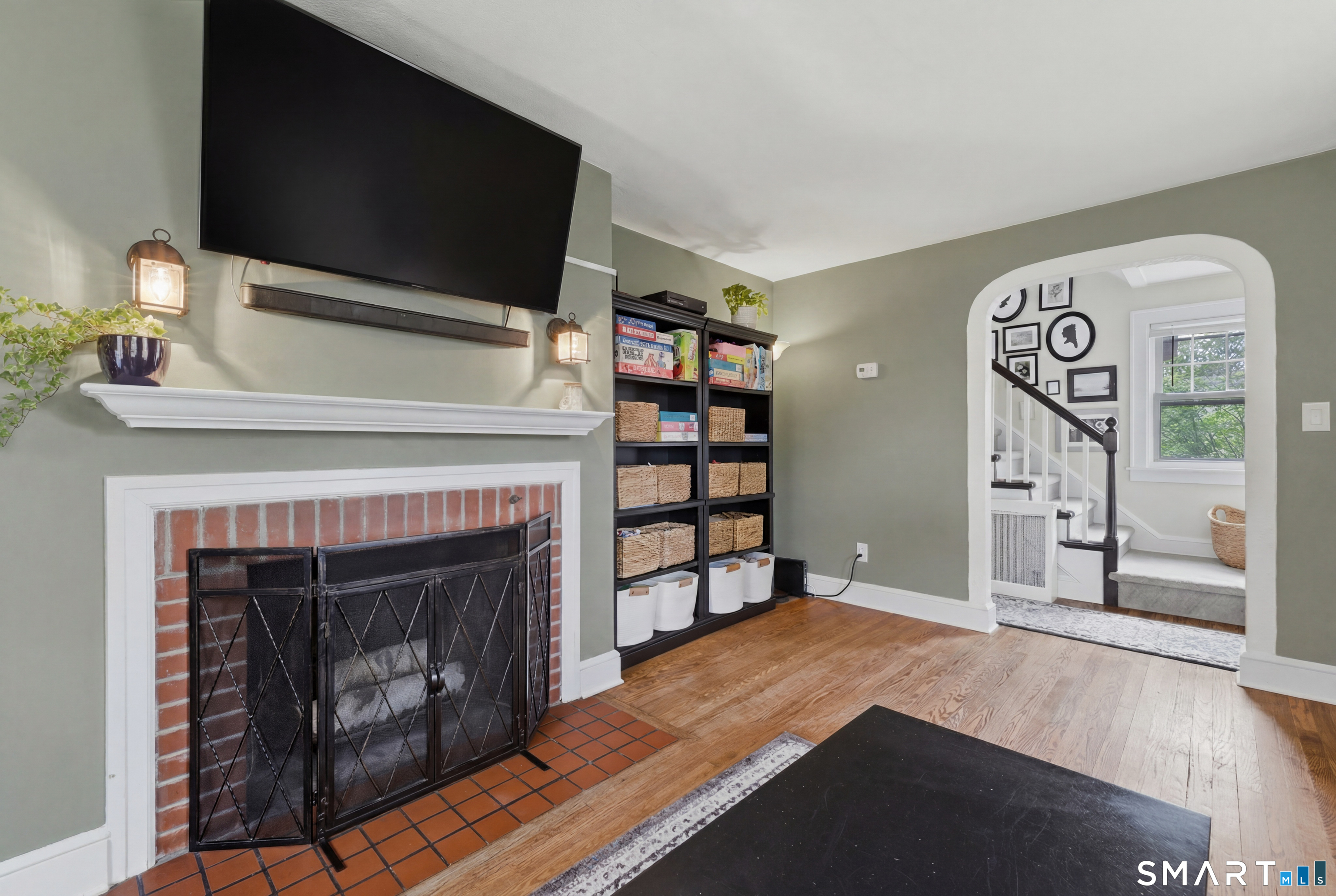 17 Riverdale Road Enfield, CT 06082 - Photo 7 of 36