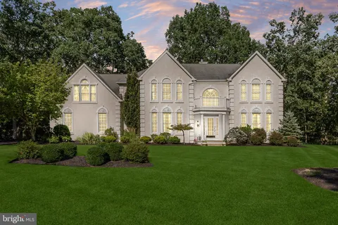 $850,000 | 2 Franklin Court, Southampton, NJ 08088