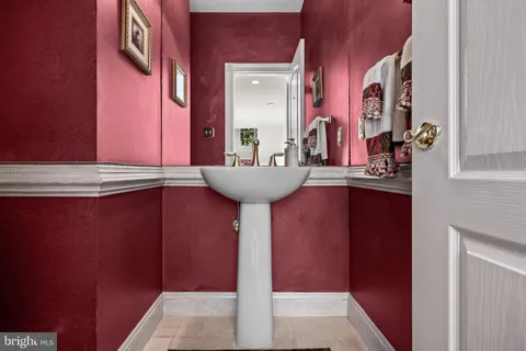 $850,000 | 2 Franklin Court, Southampton, NJ 08088