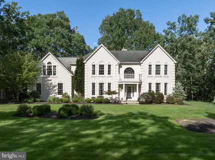 $850,000 | 2 Franklin Court, Southampton, NJ 08088