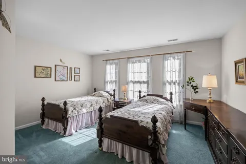 $850,000 | 2 Franklin Court, Southampton, NJ 08088