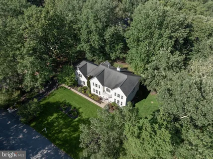 $850,000 | 2 Franklin Court, Southampton, NJ 08088