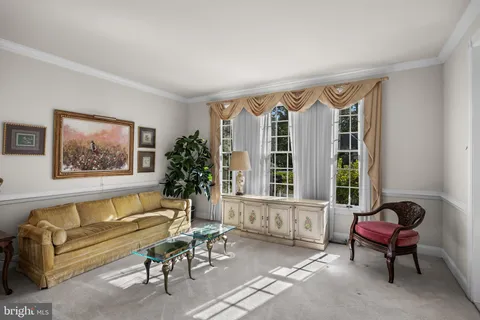 $850,000 | 2 Franklin Court, Southampton, NJ 08088