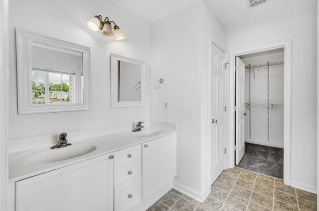 $439,999 | 170 Highwoods Plantation Avenue, Summerville, SC 29485