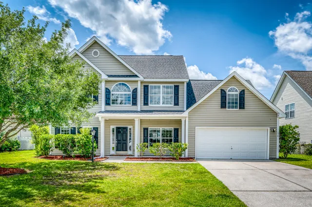 $439,999 | 170 Highwoods Plantation Avenue, Summerville, SC 29485