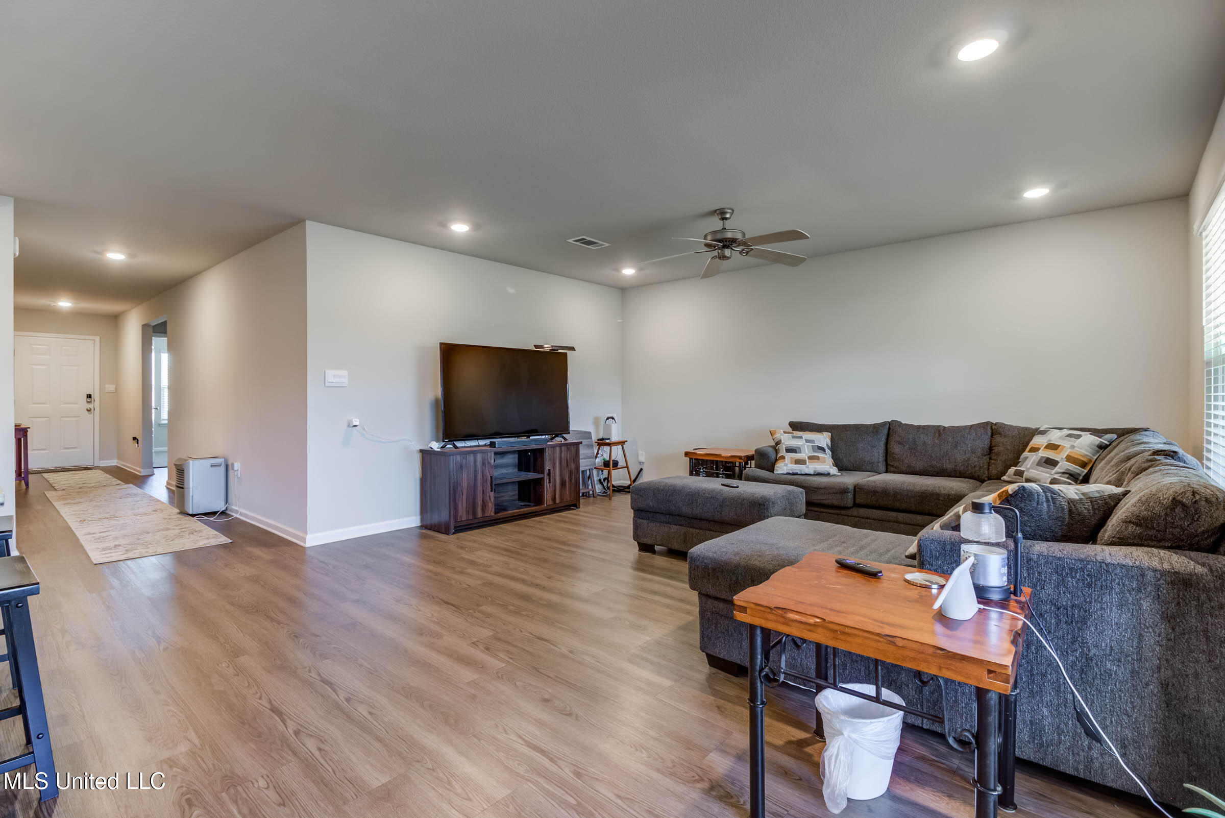 2004 Pettits Lane Long Beach, MS 39560 - Photo 7 of 41 2004 Pettis (19)