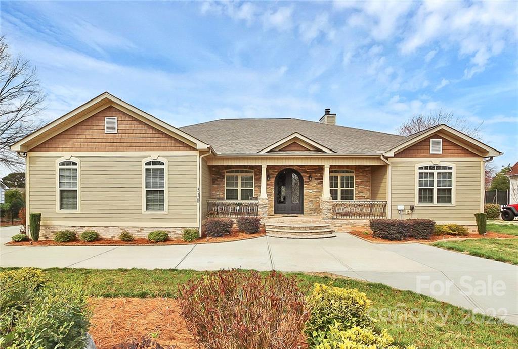310 Canvasback Road Mooresville, NC 28117 - Photo 1 of 37 Gallery Image 1
