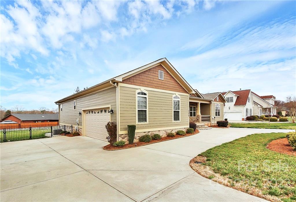 310 Canvasback Road Mooresville, NC 28117 - Photo 35 of 37 Gallery Image 35