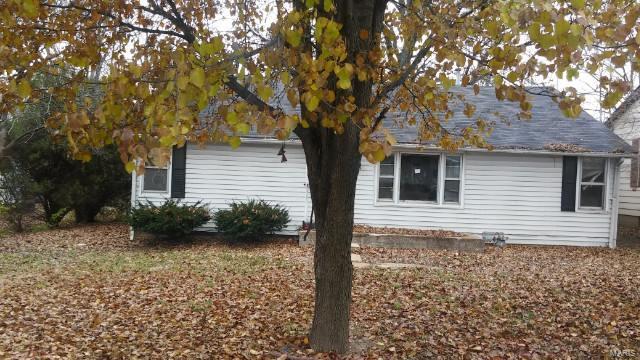 2022 Sandy Ridge Road Cahokia, IL 62206 - Photo 1 of 6