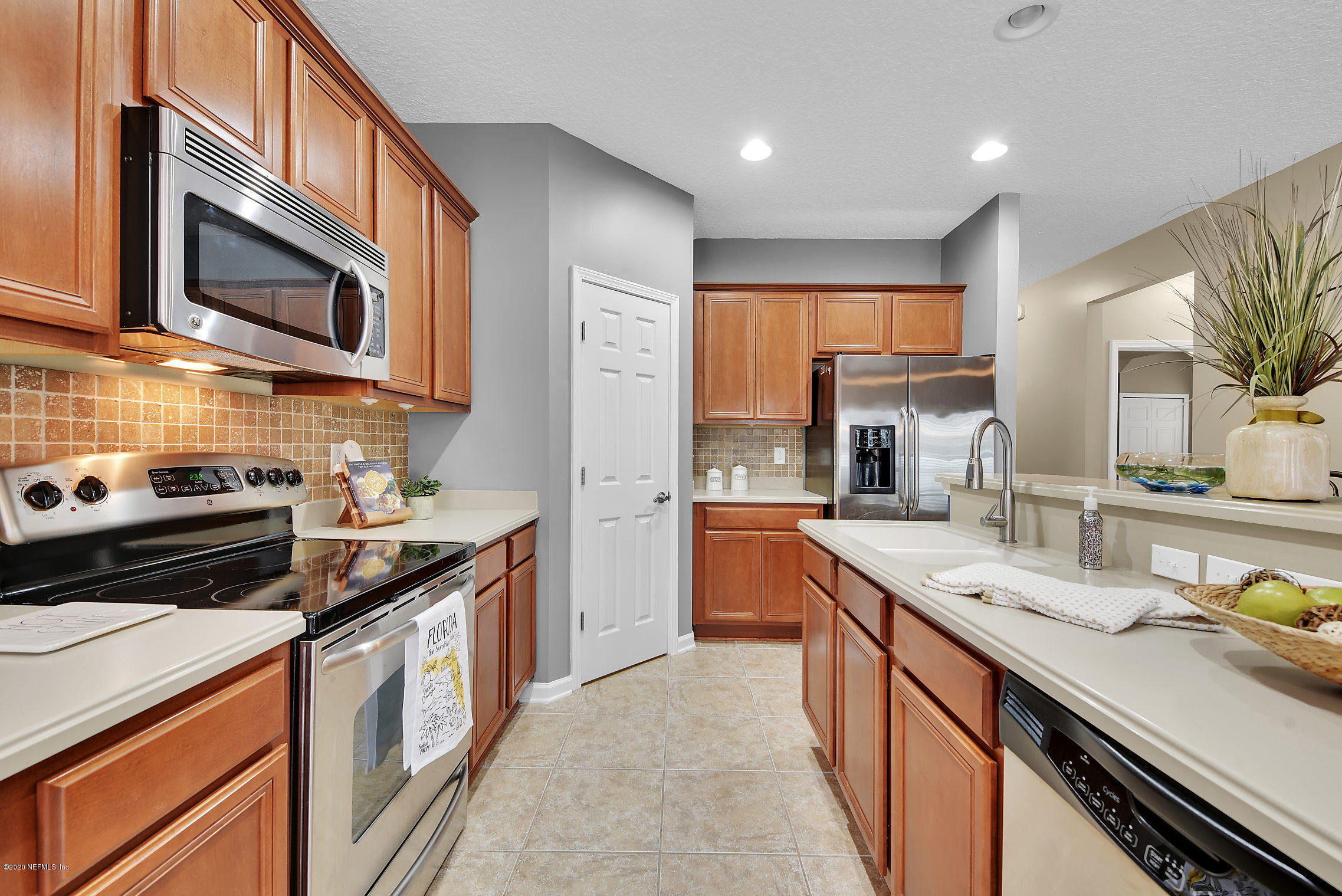 11831 Templeton Road Jacksonville, FL 32258 - Photo 11 of 44 Kitchen