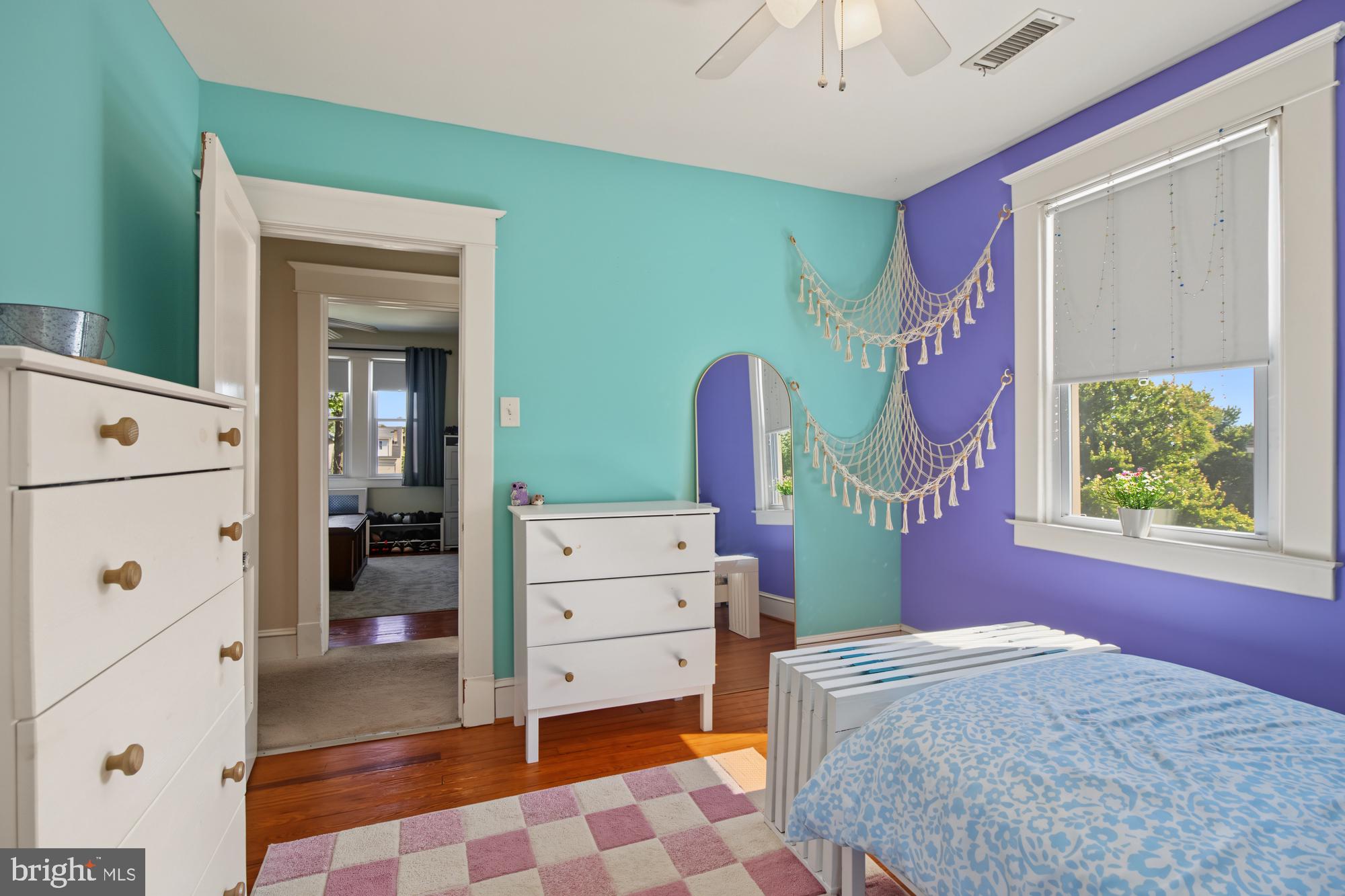 2811 Pinewood Avenue Baltimore, MD 21214 - Photo 35 of 51 Third bedroom