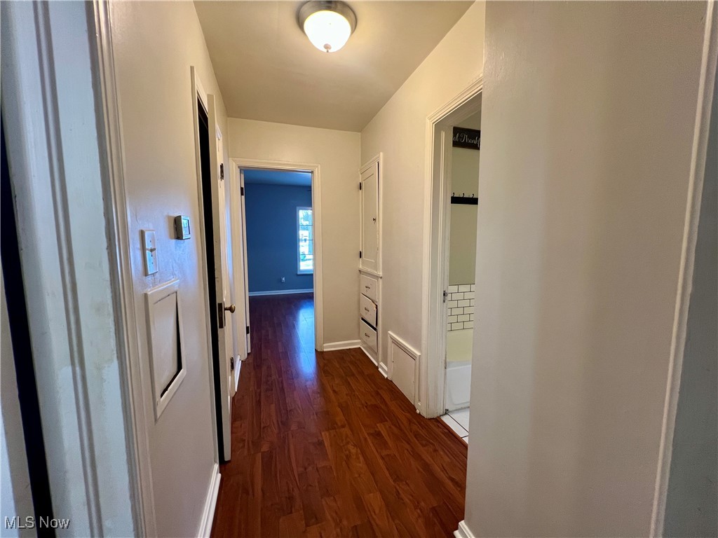 1042 Allston Road Cleveland Heights, OH 44121 - Photo 8 of 22 1st floor hallway